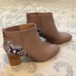 Jack Rogers Booties